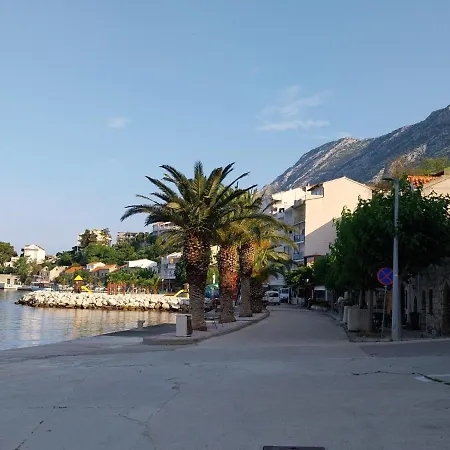 Sobe Kraft 2 * Živogošće